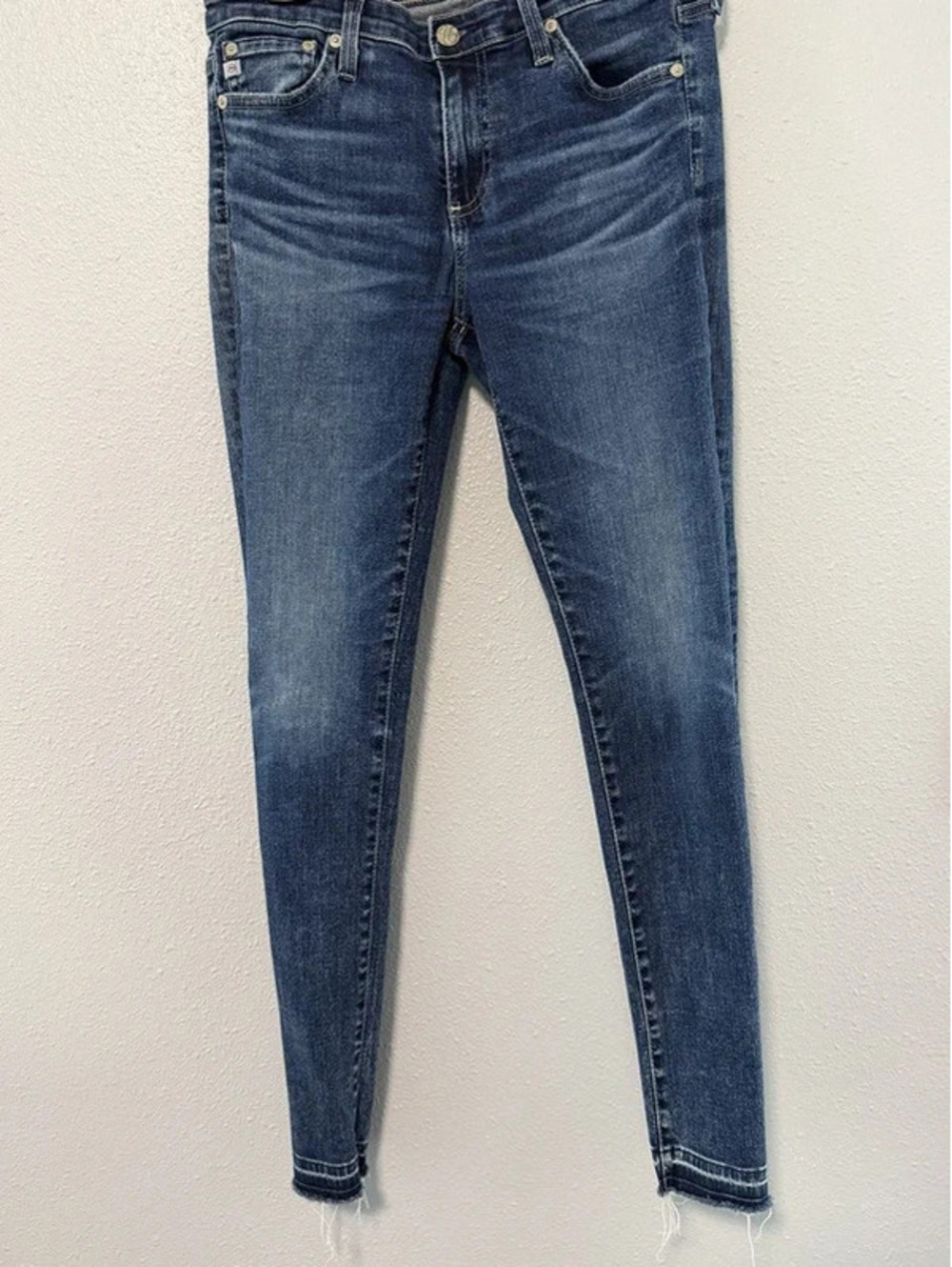 #6022 AG Adriano Goldschmied The Legging Ankle Jeans 28R